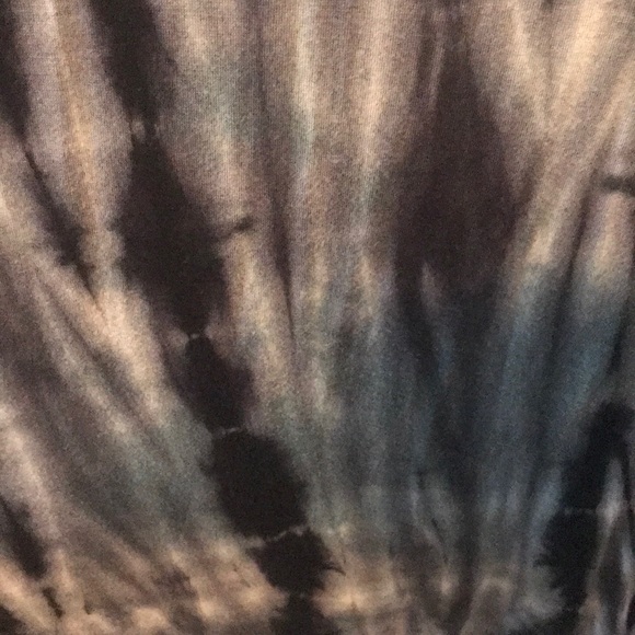 Tie Die Asymmetrical Hem Tunic Top - Picture 4 of 4